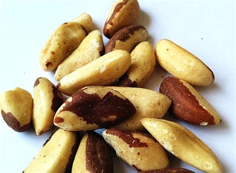 brazil nuts and selenium